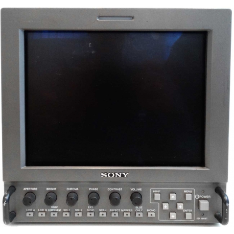 Sony - LMD-9030 - LDC multi-format video monitor 9"